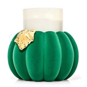 GREEN FLOCKED PUMPKIN PEDESTAL
3-Wick Candle Holder